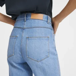 Jean's